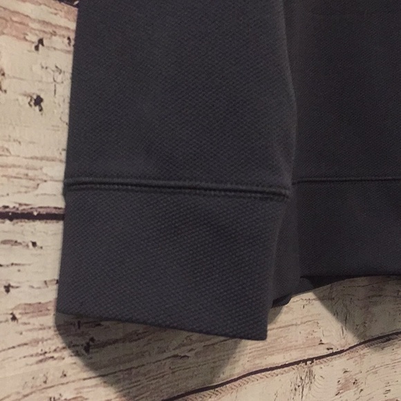 Old Navy Women's Active Pullover - Picture 4 of 8